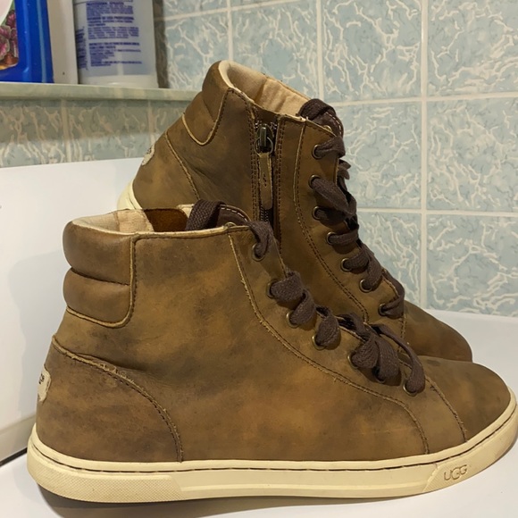 Ugg leather sneakers rustic brown w/ working zip - Picture 5 of 9